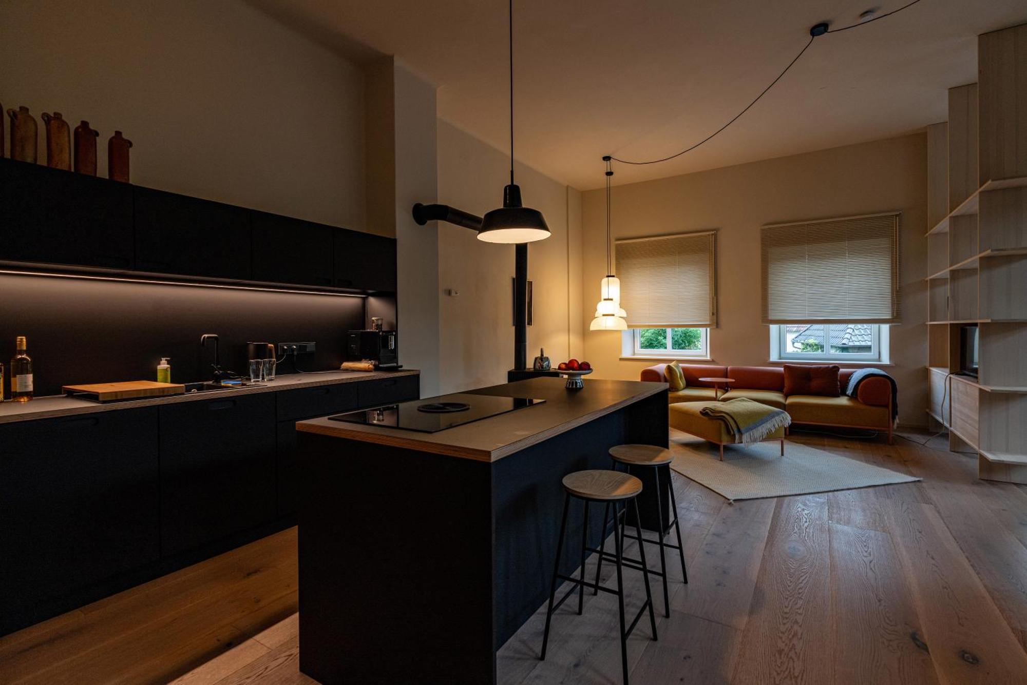 Grosse Pause Altes Schulhaus Schweigen Apartment ภายนอก รูปภาพ