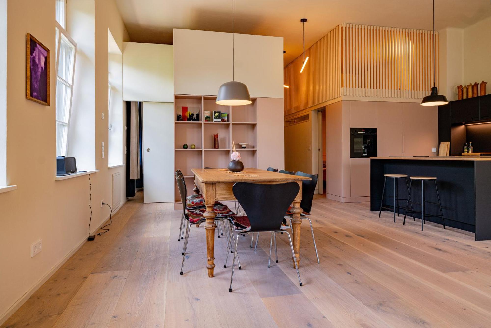 Grosse Pause Altes Schulhaus Schweigen Apartment ภายนอก รูปภาพ