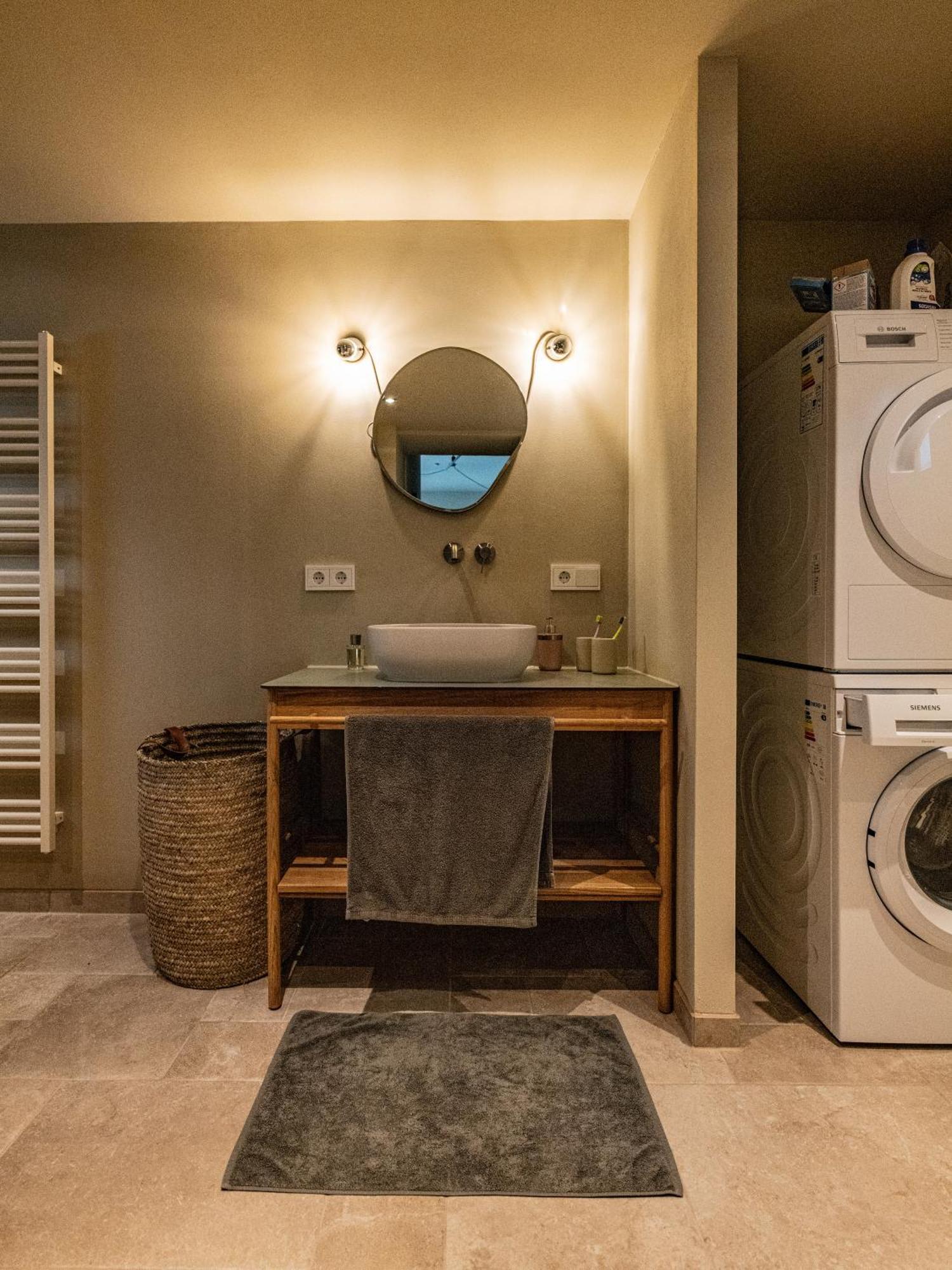 Grosse Pause Altes Schulhaus Schweigen Apartment ภายนอก รูปภาพ