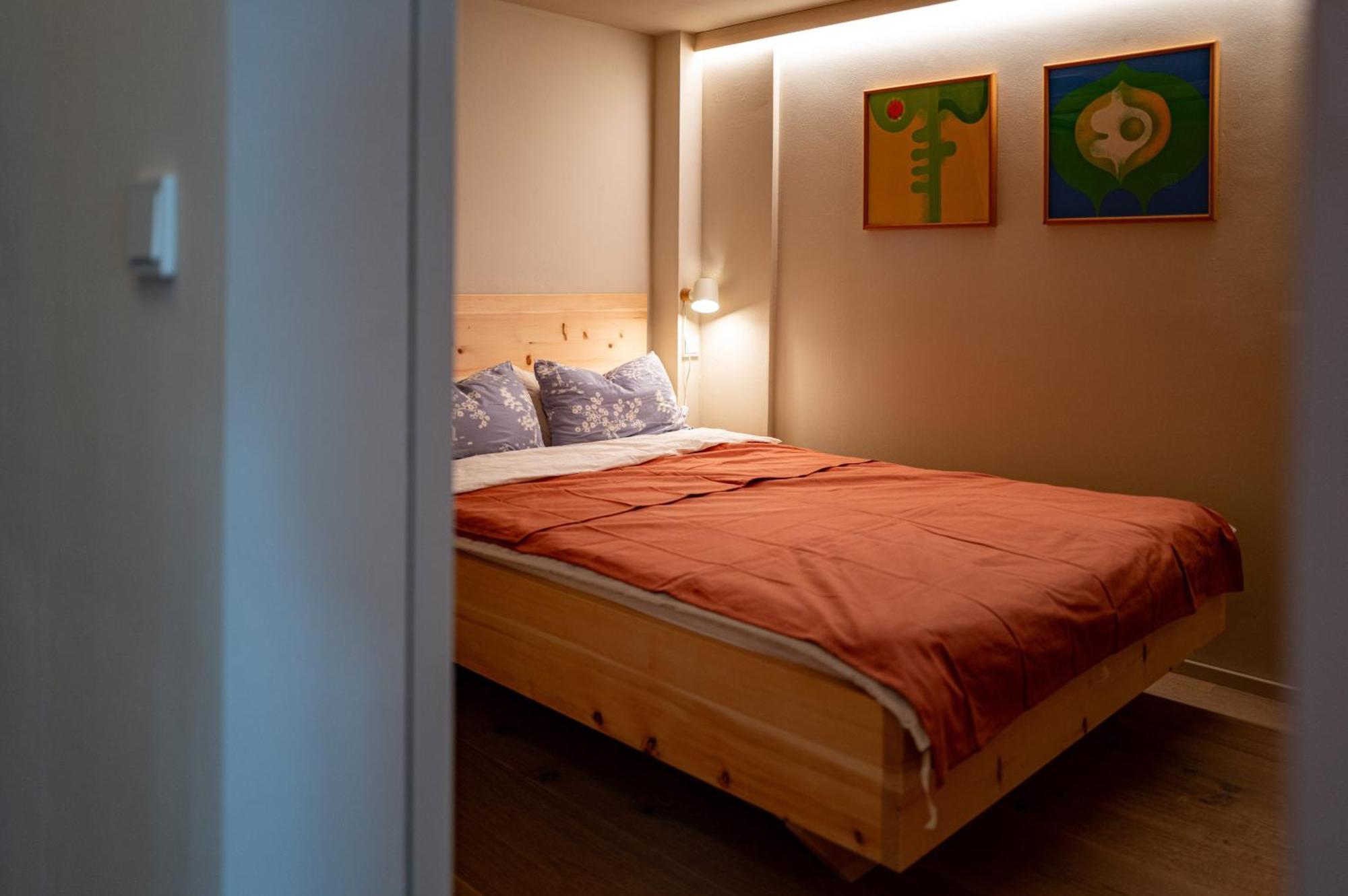 Grosse Pause Altes Schulhaus Schweigen Apartment ภายนอก รูปภาพ